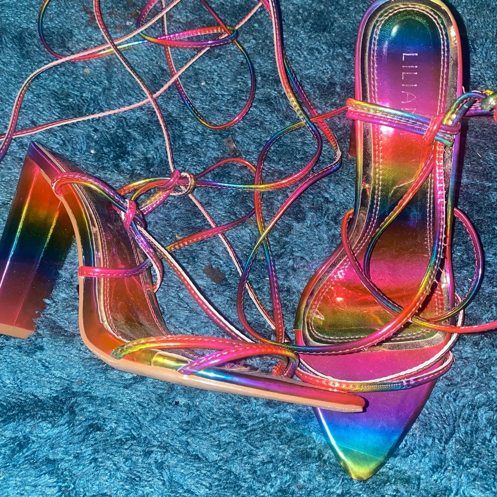 Multicolor lace up heels